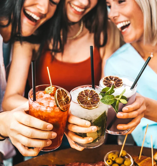 Refreshing Mocktails For Your Galentines