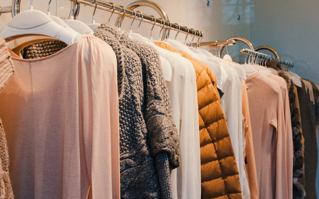 Cotton vs Synthetic Fabric: Choosing the Right One For You